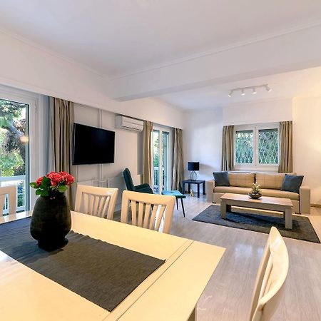 Boutique77 Luxury Apartment เอเธนส์ ภายนอก รูปภาพ