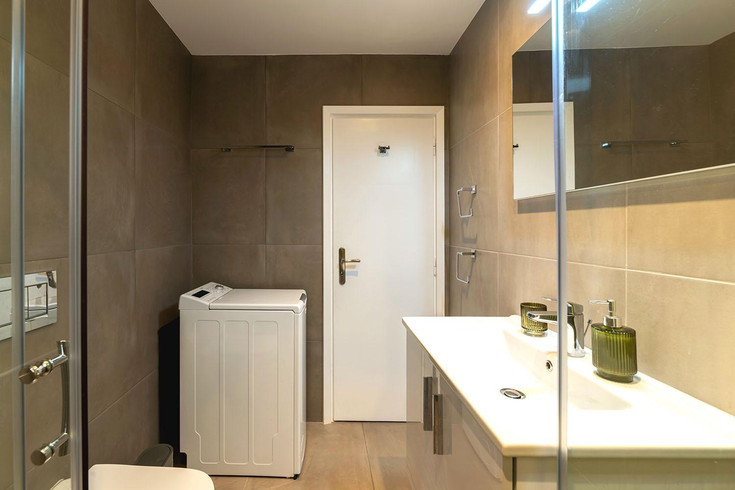 Boutique77 Luxury Apartment เอเธนส์ ภายนอก รูปภาพ